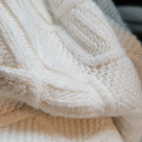 Max Studio Oversized Sweater - Picture 8 of 8